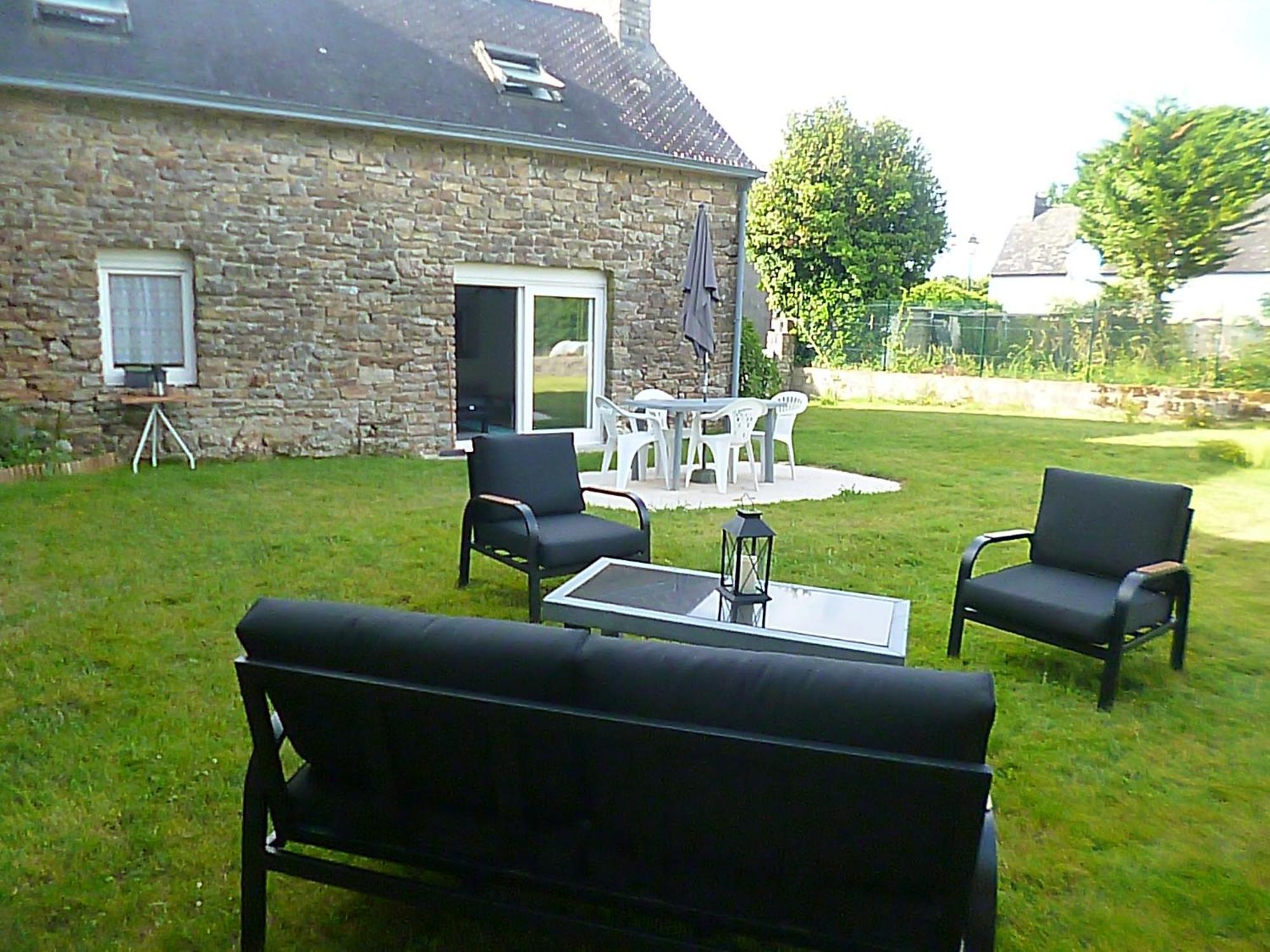 Gite Au Calme Centre Finistere Jardin Clos Trégourez エクステリア 写真